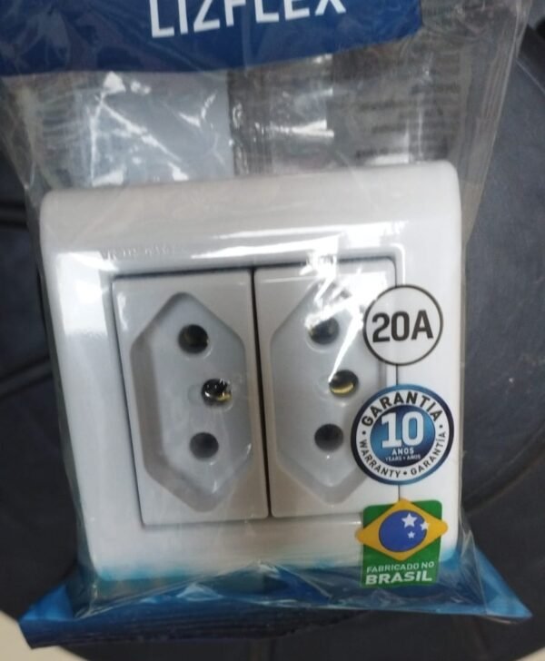 CAIXA + TAMPA + 2 TOMADA 2P +T 20A