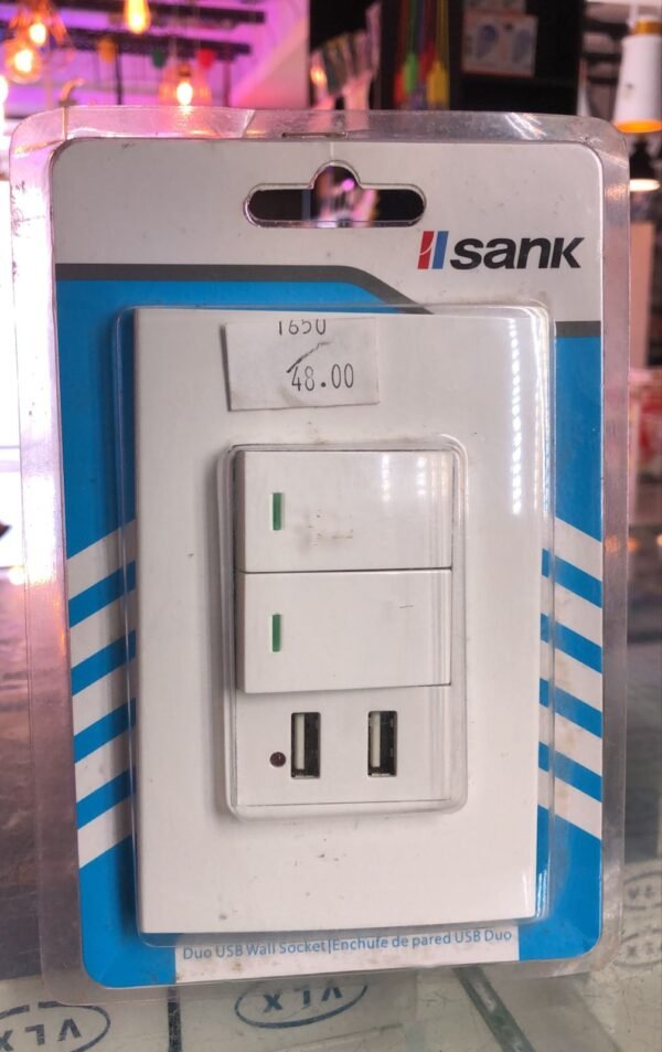 TOMADA 2 USB COM 2 INTERRUPTOR